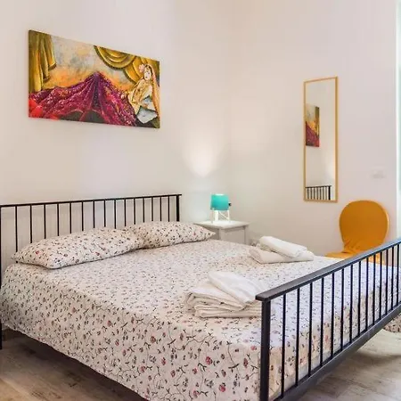 Sleeps 6 Pool Air Con Wifi * Vignacastrisi
